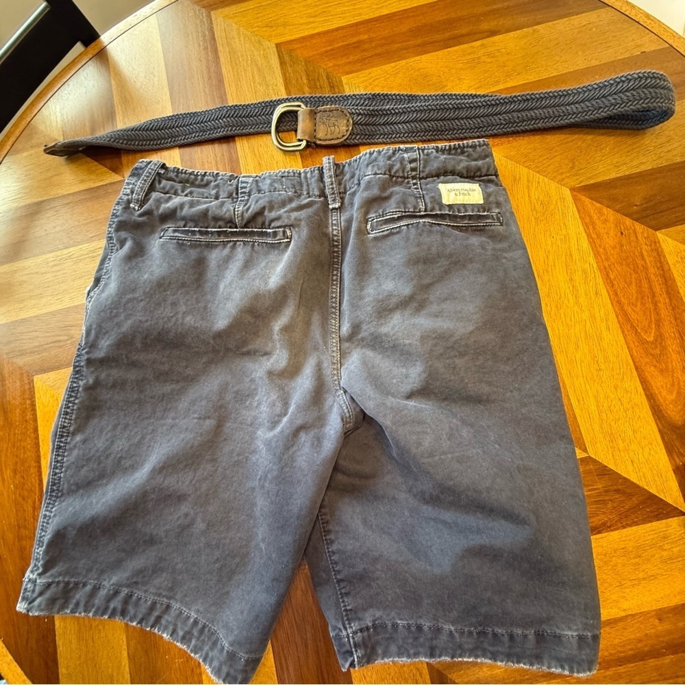 Abercrombie & Fitch Men's Blue Flat Front Shorts with belt vintage - Picture 7 of 9